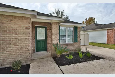 1210 Robert Street, Baytown, TX 77521 - Photo 10