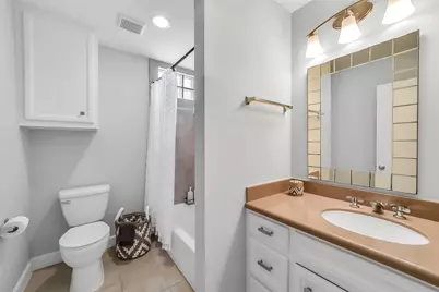 8715 Meadowcroft Drive #1102, Houston, TX 77063 - Photo 16