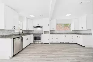 5814 Fontenelle Dr, Houston, TX 77035 - Photo 6