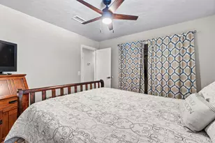 222 Laura Ln, Conroe, TX 77385 - Photo 28