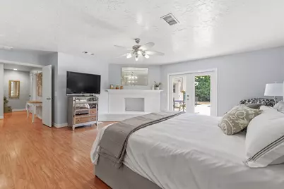 222 Laura Lane, Conroe, TX 77385 - Photo 24
