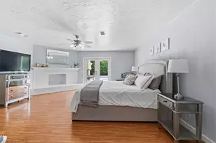 222 Laura Ln, Conroe, TX 77385 - Photo 20