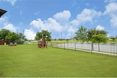 4630 Kingston Shores Lane, Rosharon, TX 77583 - Photo 2