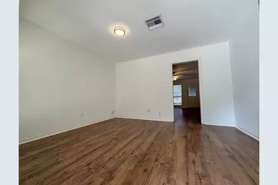 5712 Sewanee Avenue, Houston, TX 77005 - Photo 2
