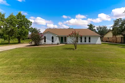 1430 North Rd, Lake Jackson, TX 77566 - Photo 1