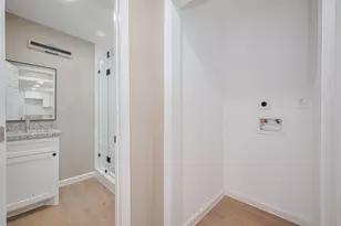 2516 Craigmont St, Houston, TX 77023 - Photo 12