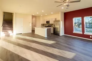 9113 Highland Northern Wy, Houston, TX 77088 - Photo 12