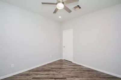 6527 Capridge Drive, Houston, TX 77048 - Photo 14