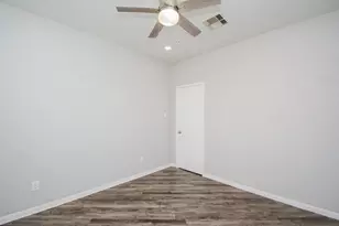 6527 Capridge Dr, Houston, TX 77048 - Photo 14