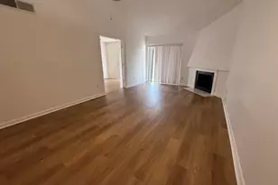 10075 Westpark Dr, Houston, TX 77042 - Photo 8