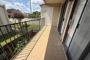 10075 Westpark Dr, Houston, TX 77042 - Photo 6