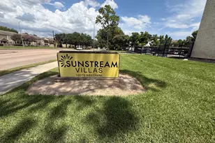 10075 Westpark Dr, Houston, TX 77042 - Photo 20