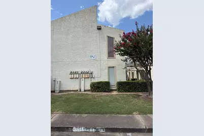 10075 Westpark Drive #9, Houston, TX 77042 - Photo 2