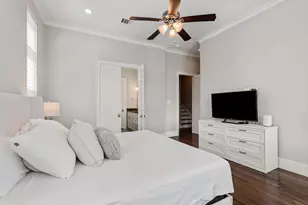 1104 W 22nd St, Houston, TX 77008 - Photo 26