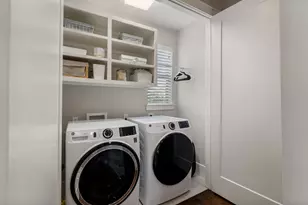 1104 W 22nd St, Houston, TX 77008 - Photo 32