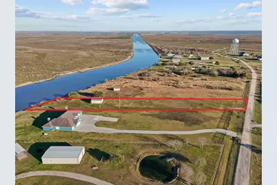 9850 S Redfish Drive, Hitchcock, TX 77563 - Photo 8