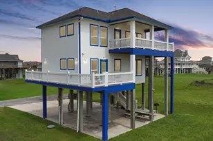 2496 Gilmore, Crystal Beach, TX 77650 - Photo 2