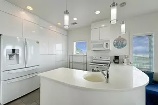 2496 Gilmore, Crystal Beach, TX 77650 - Photo 4