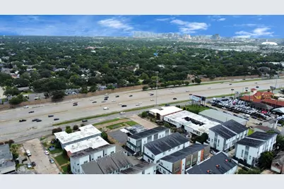 9614 Riddlewood Ln, Houston, TX 77025 - Photo 38