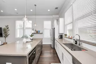 9614 Riddlewood Ln, Houston, TX 77025 - Photo 8