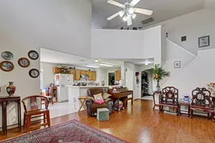 13903 Fort Nelson Dr, Houston, TX 77083 - Photo 8