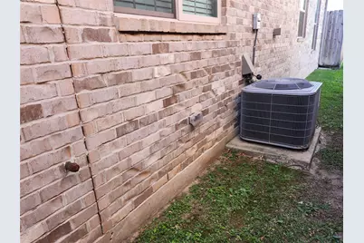 11285 Riverview Way, Houston, TX 77042 - Photo 6