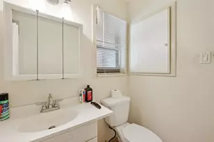 5927 Clarewood Dr, Houston, TX 77081 - Photo 34