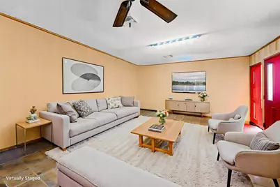 5927 Clarewood Drive, Houston, TX 77081 - Photo 6