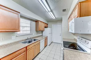 10015 Enchanted Stone Dr, Houston, TX 77070 - Photo 16