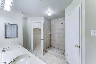 10015 Enchanted Stone Drive, Houston, TX 77070 - Photo 22