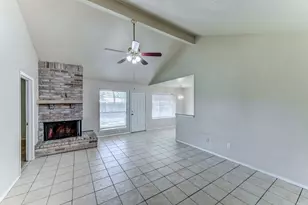 10015 Enchanted Stone Dr, Houston, TX 77070 - Photo 8