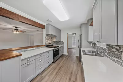 1923 Briarcreek Boulevard, Houston, TX 77073 - Photo 8