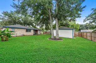 1923 Briarcreek Blvd, Houston, TX 77073 - Photo 4