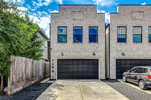 728 E 14th St, Houston, TX 77008 - Photo 1