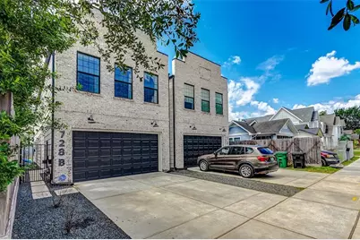 728 E 14th Street #B, Houston, TX 77008 - Photo 2