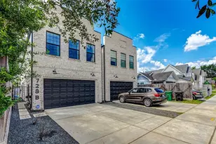 728 E 14th St, Houston, TX 77008 - Photo 2