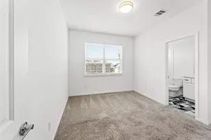 1526 Ojeman Rd, Houston, TX 77055 - Photo 18