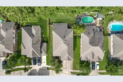 6707 Hunters Creek Lane, Baytown, TX 77521 - Photo 32