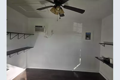 1406 W Corpus Christi Street, Rockport, TX 78382 - Photo 12