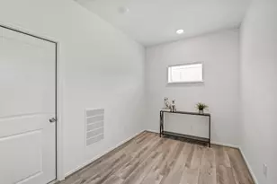 1406 Wycliffe Dr, Houston, TX 77043 - Photo 12