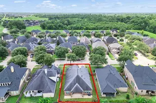 4618 Morning Cloud Ln, Sugar Land, TX 77479 - Photo 4