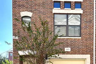 2710 Hullsmith Dr, Houston, TX 77063 - Photo 2