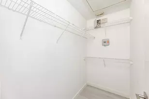 2714 Chenevert St, Houston, TX 77004 - Photo 38