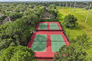 11807 Mighty Redwood Dr, Houston, TX 77059 - Photo 44