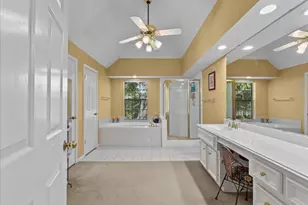 11807 Mighty Redwood Dr, Houston, TX 77059 - Photo 30