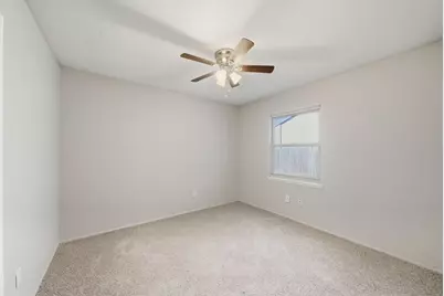 5406 Fairview Forest Drive, Houston, TX 77088 - Photo 16