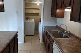 4513 Ave P 1/2 Unit 3, Galveston, TX 77551 - Photo 12