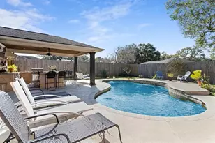 865 Nantucket Dr, Beaumont, TX 77706 - Photo 36