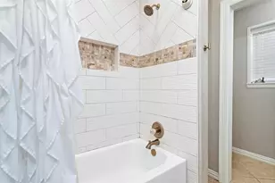 865 Nantucket Dr, Beaumont, TX 77706 - Photo 22