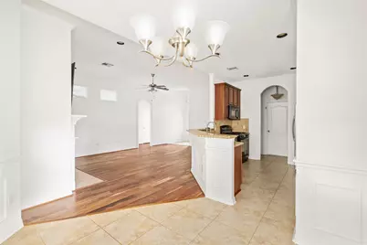 1613 Saulnier Street, Houston, TX 77019 - Photo 8
